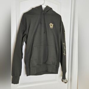 40. Natural Life | Graphic Sweatshirt – Black – Size Small (Oversized, 24" PTP)